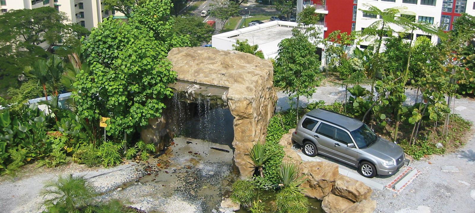 Un “Rally” para coches sobre una cubierta verde tropical